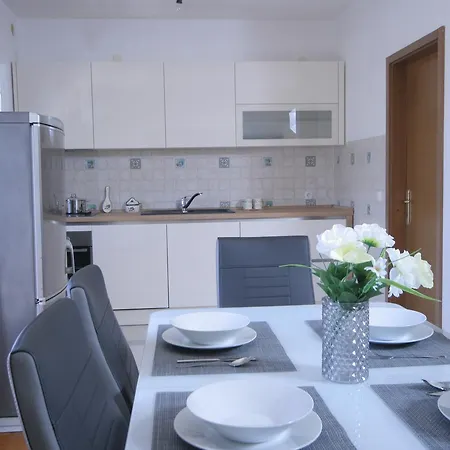 Ivan Apartment