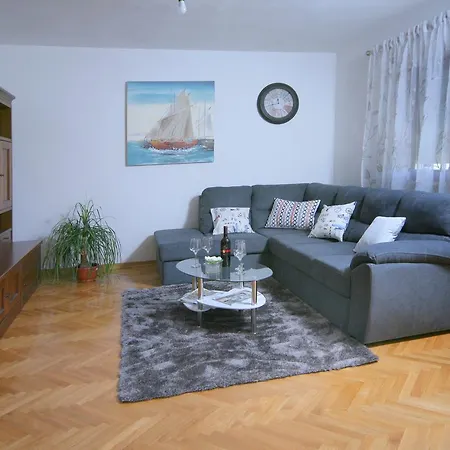 Apartment Ivan